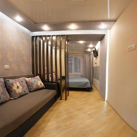 Yellow Loft Luxury Apartments With 2 Bedrooms 폴타바 외부 사진